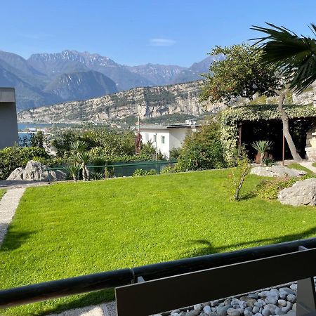 Appartamento Ospitalità in zona panoramica Torbole Sul Garda Esterno foto