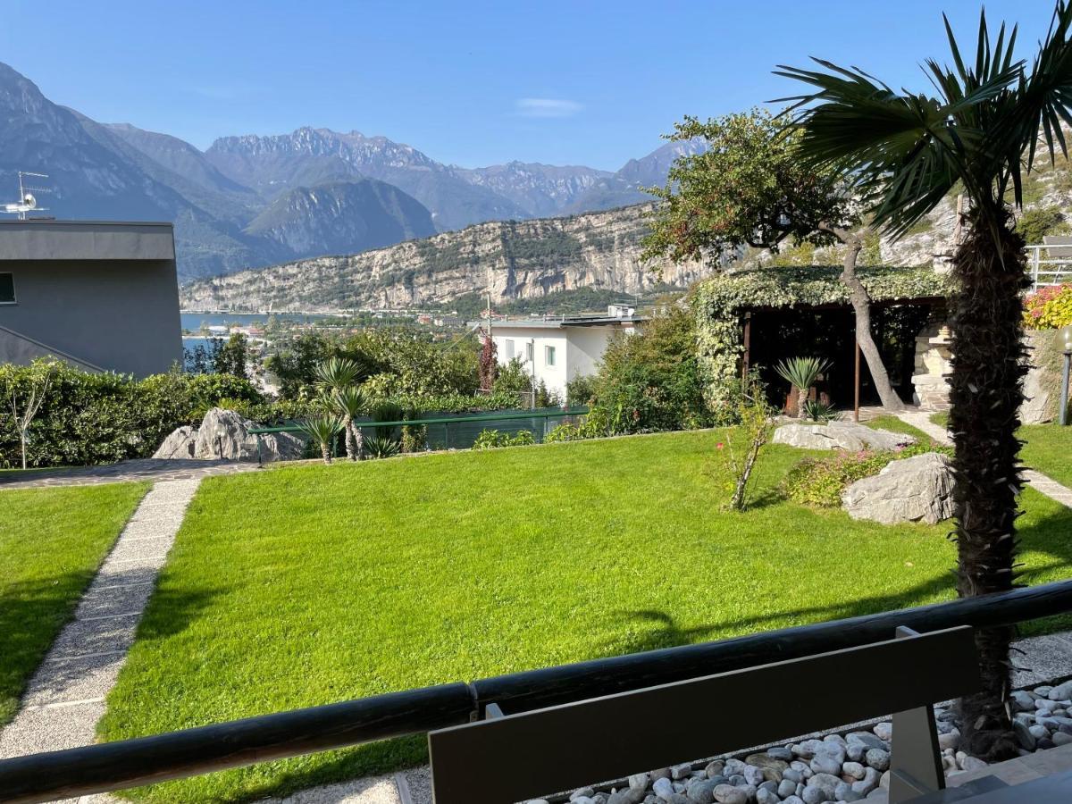 Appartamento Ospitalità in zona panoramica Torbole Sul Garda Esterno foto