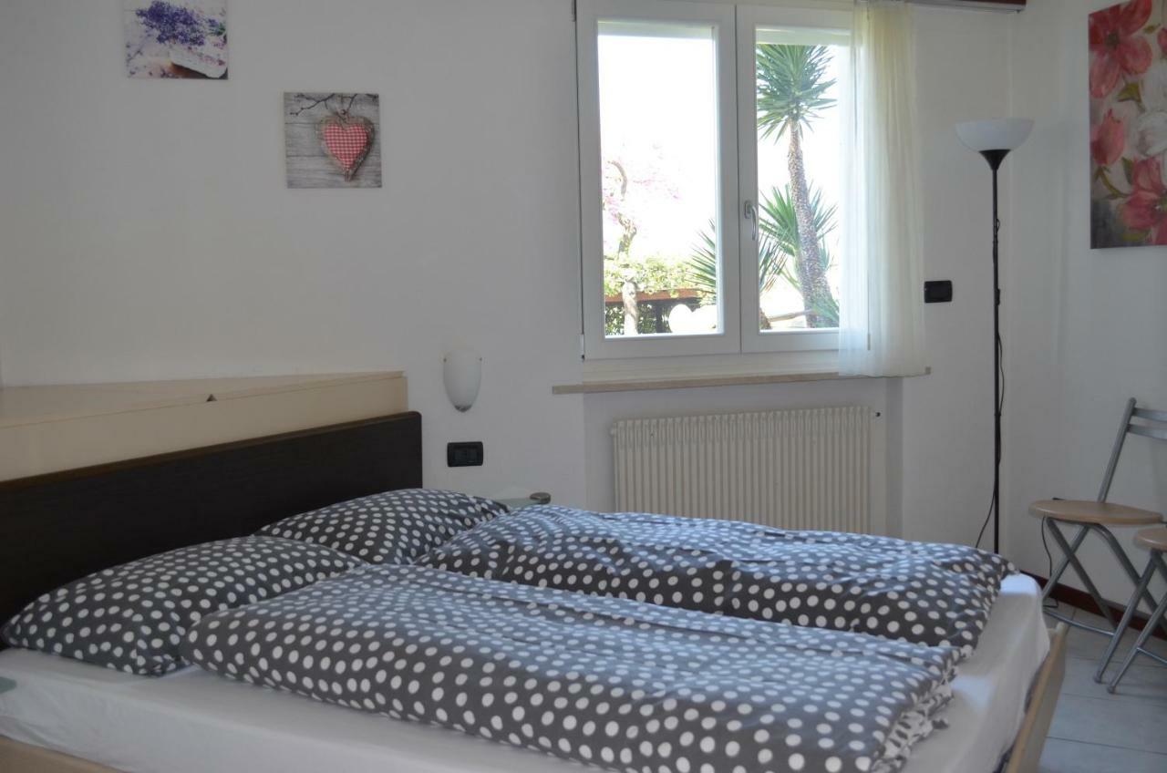 Appartamento Ospitalità in zona panoramica Torbole Sul Garda Esterno foto